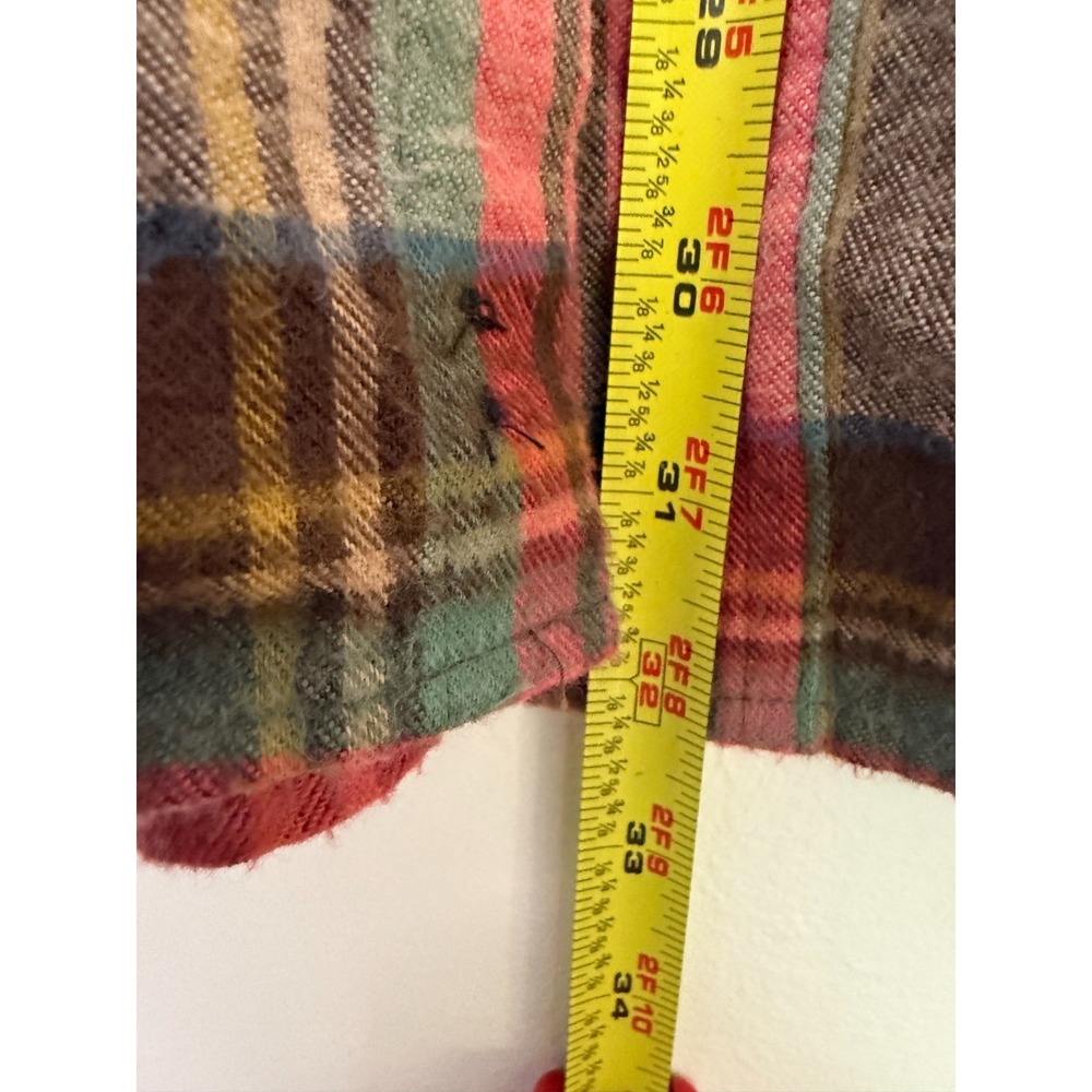 L.L.Bean Slightly Fitted Flannel Shirt Mens XL Red Plaid Cotton Button Front EUC - Picture 4 of 5